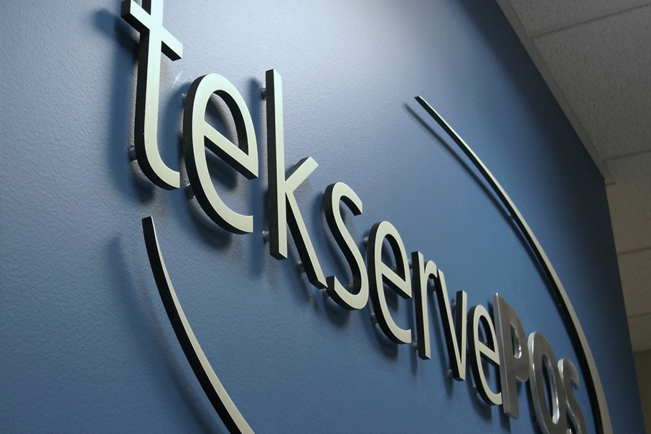 Example of a high-quality custom packaging by Renmat